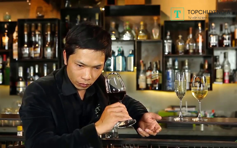 Chuyên gia rượu vang - Trần Trọng Hải Hà