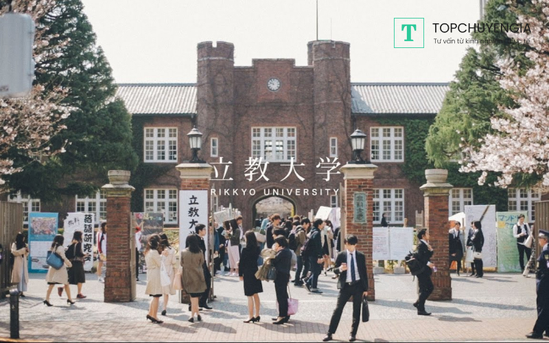  Để giúp sinh viên nước ngoài có cơ hội học hỏi về văn hóa, ngôn ngữ Nhật Bản trường có Trung tâm tiếng Nhật dành cho sinh viên nước ngoài, qua đó giúp sinh viên hóa nhập dễ dàng trong thời gian du học.