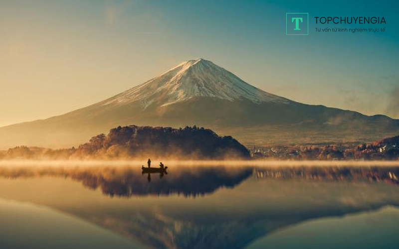 Núi Phú Sĩ với một vẻ đẹp đầy kiêu hãnh của người dân Nhật Bản