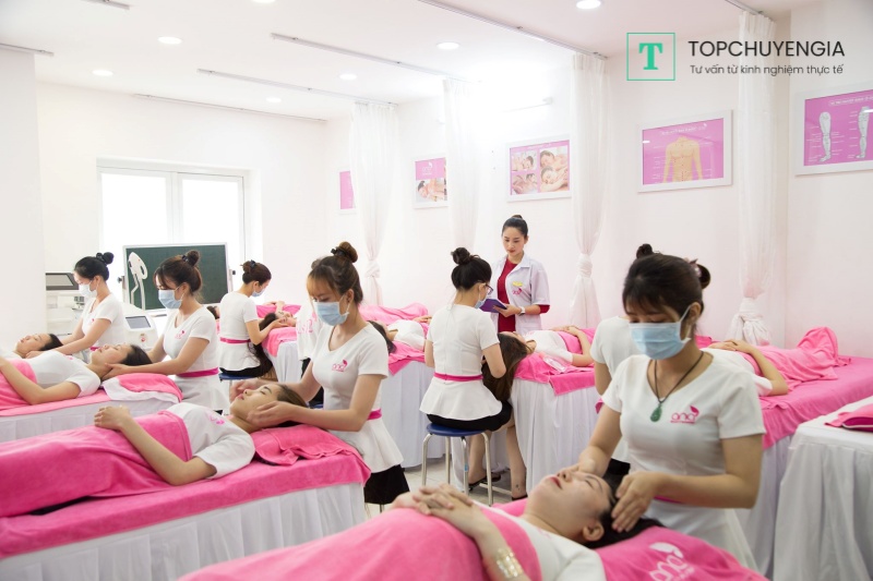 Các trung tâm đào tạo nghề massage mặt uy tín