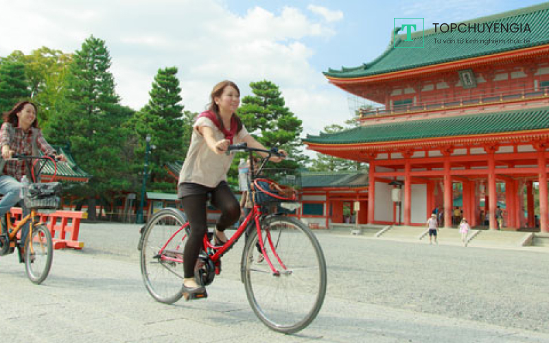 Xe mới có giá khoảng từ 9.000 - 20.000 yên, còn xe đạp cũ tầm 5.000 - 8.000 yên.